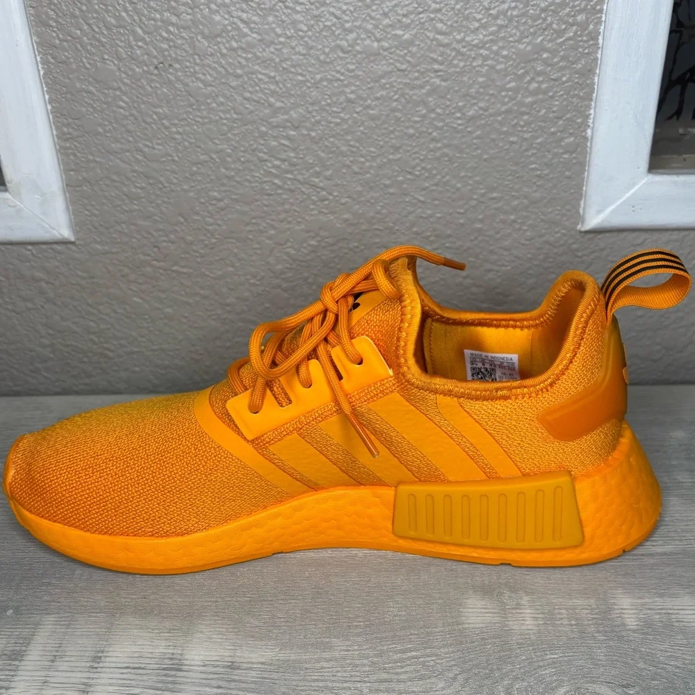 NWB Adidas Originals NMD R1 Womens Running Boost Bright Orange Gv9439 - Picture 6 of 13